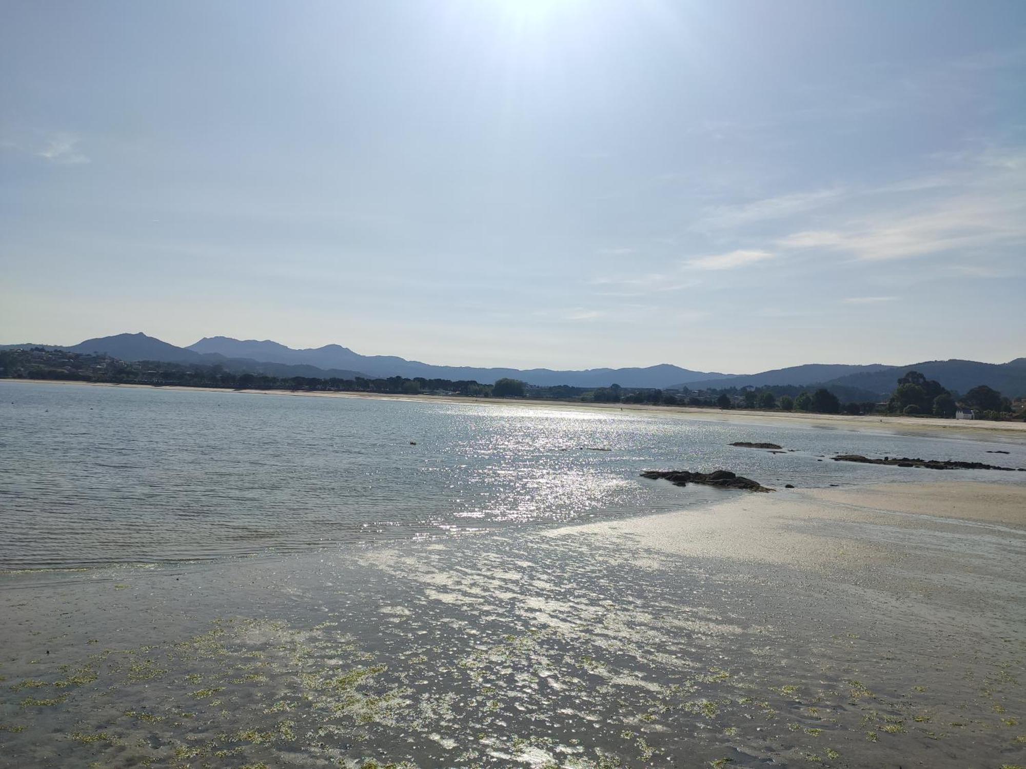 Apartamento Playa Ladeira Lägenhet Baiona Exteriör bild